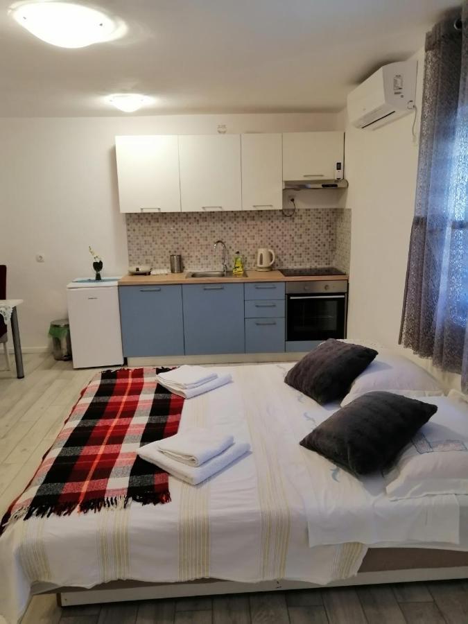 Flash Apartamento Šibenik Exterior foto